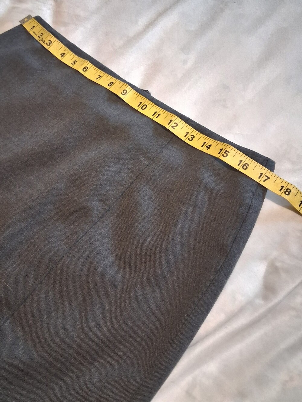 Brooks Brother Women Pencil Skirt Wool Blend Gray Quiet Luxury Minimalist Sz12 - Picture 4 of 12